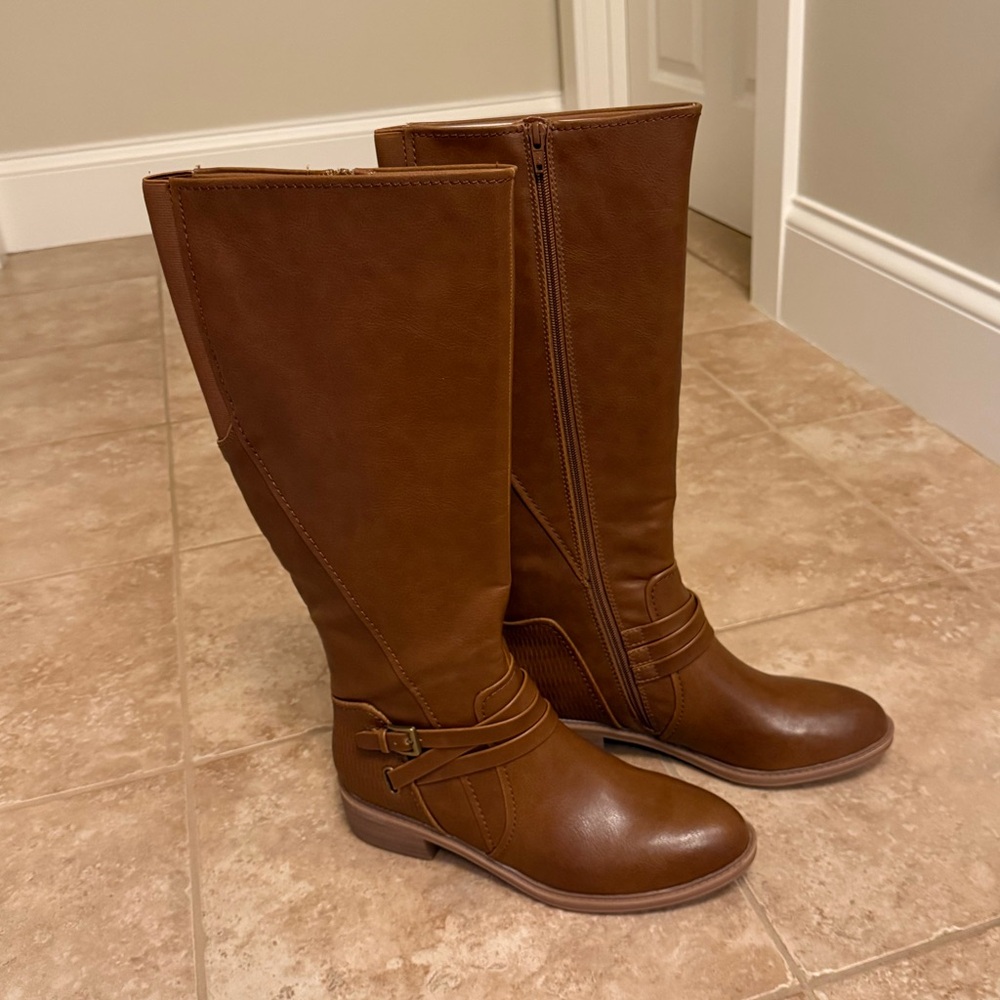 BARETRAPS women’s Stratford Riding Boot